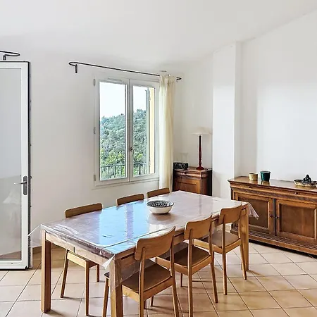 Dom wakacyjny Les Amandiers By Interhome